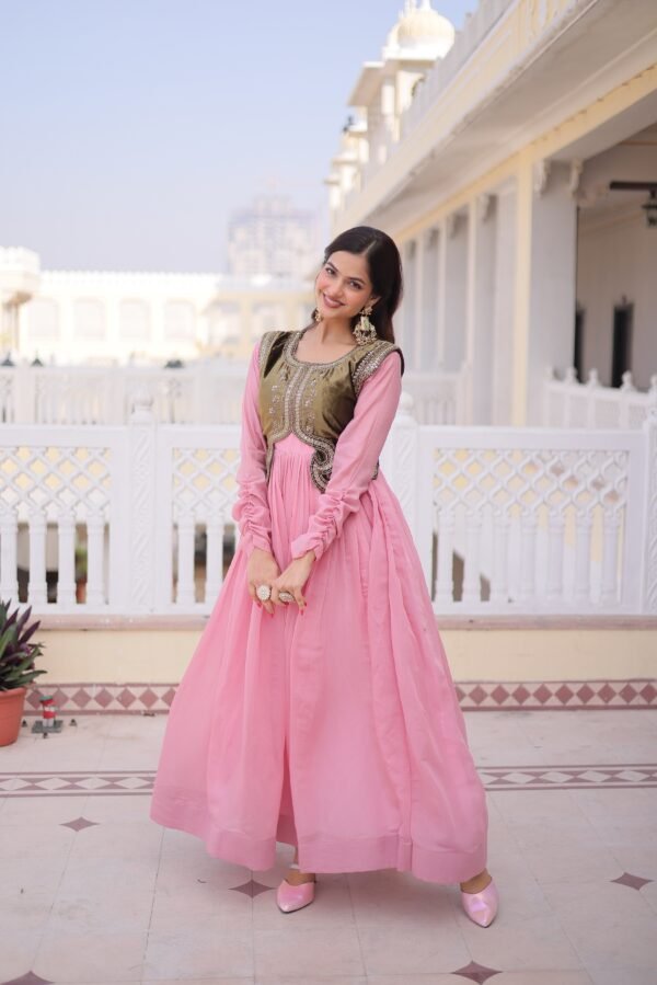 PREMIUM READYMADE GOWN