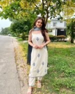 Đěsigner Traditional & Fashtivel & Office Wear Look Pur Kora Khadi Cotton Spaghetti Top & Pant With Dupatta set