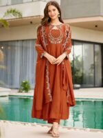 Embroidered kurta set